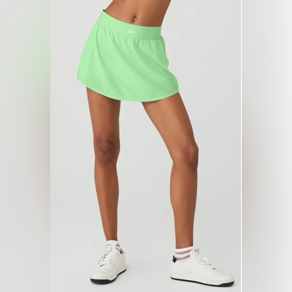 Alo Yoga Ultramint Destination Bra - S and Match Point Tennis Skirt - XXS